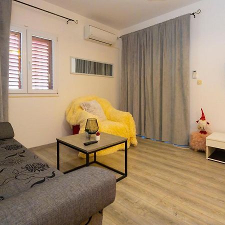 Apartman Angie Makarska Buitenkant foto