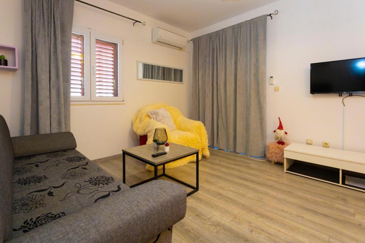 Apartman Angie Makarska Buitenkant foto