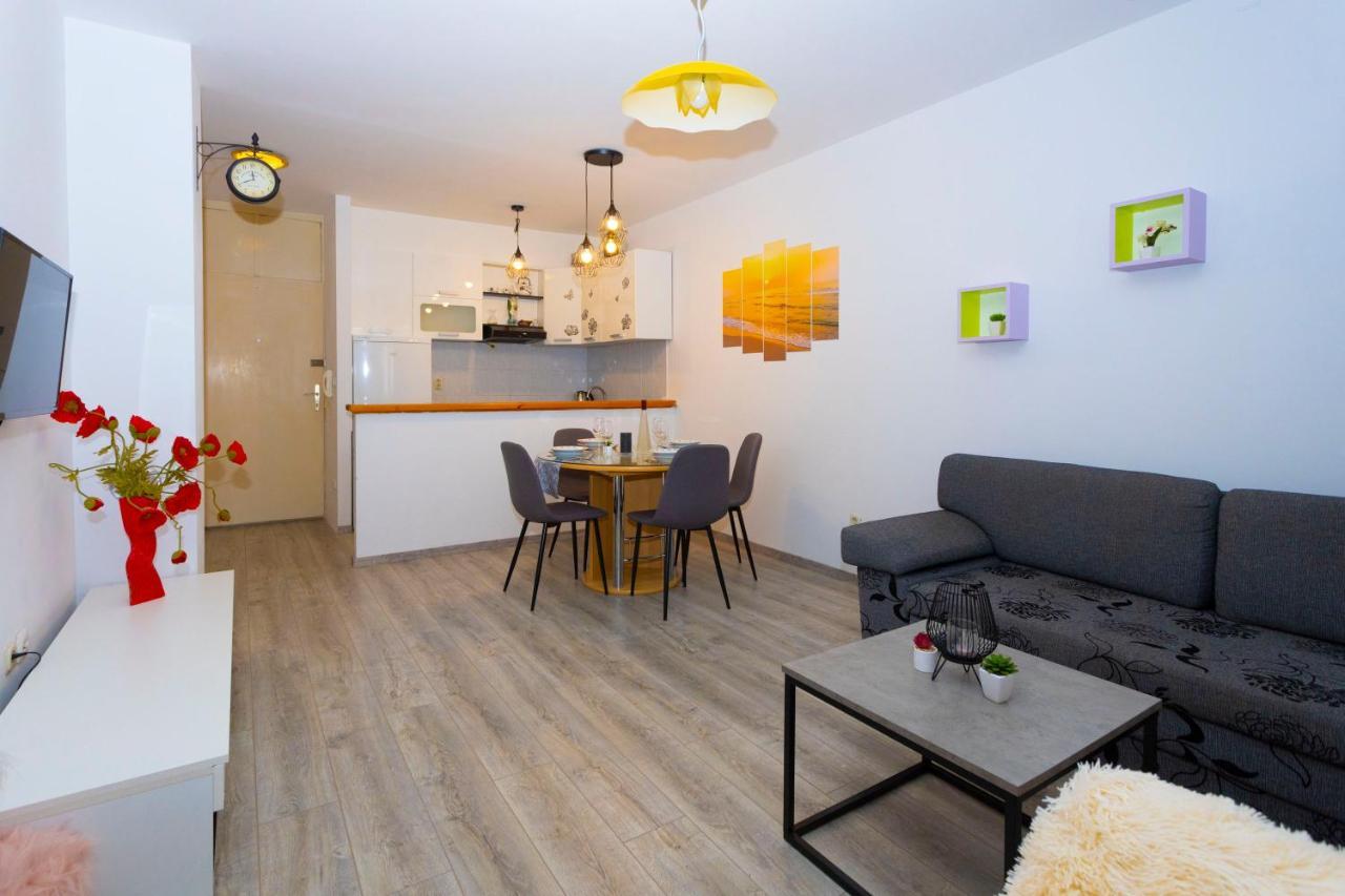Apartman Angie Makarska Buitenkant foto
