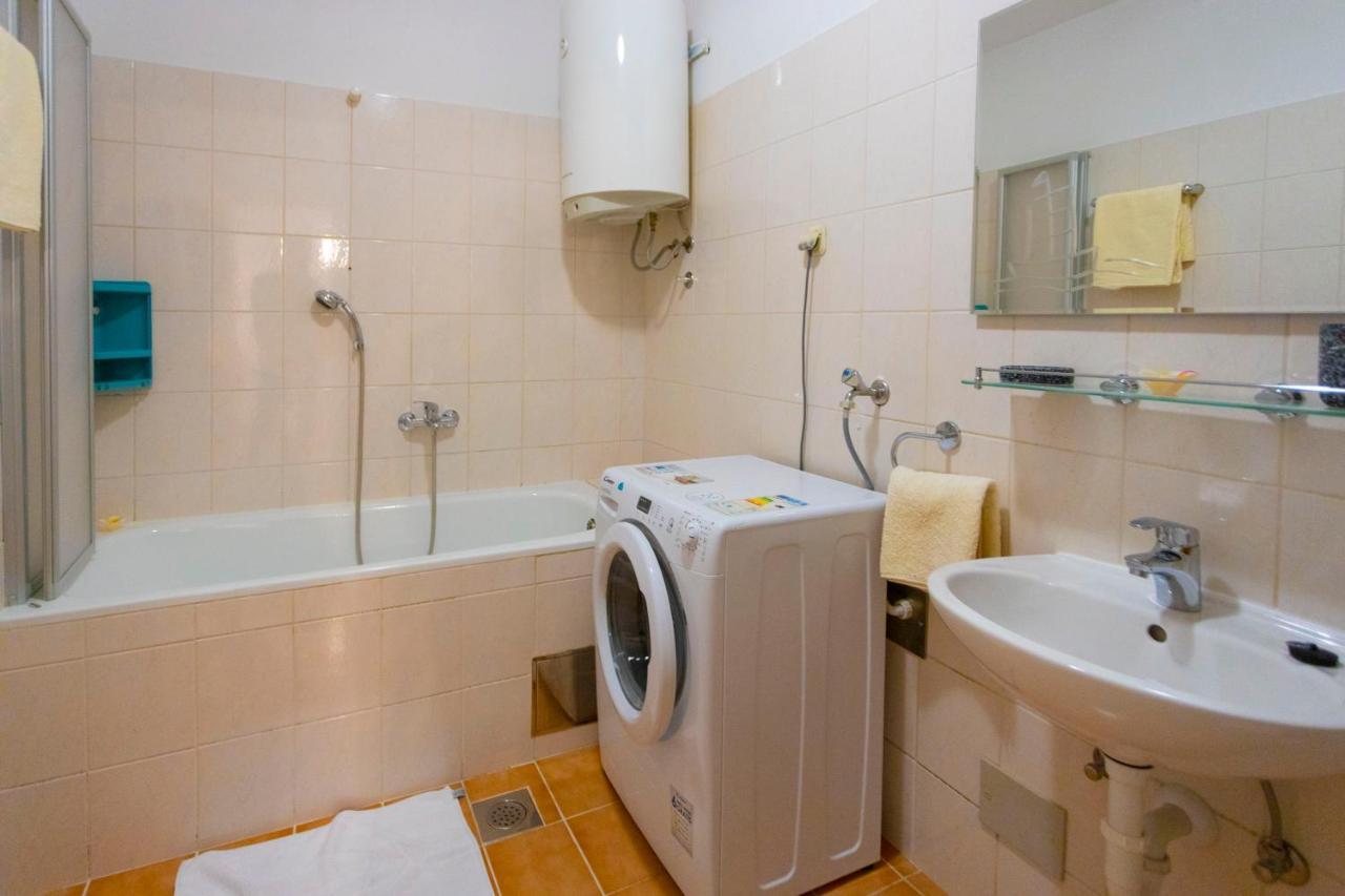 Apartman Angie Makarska Buitenkant foto