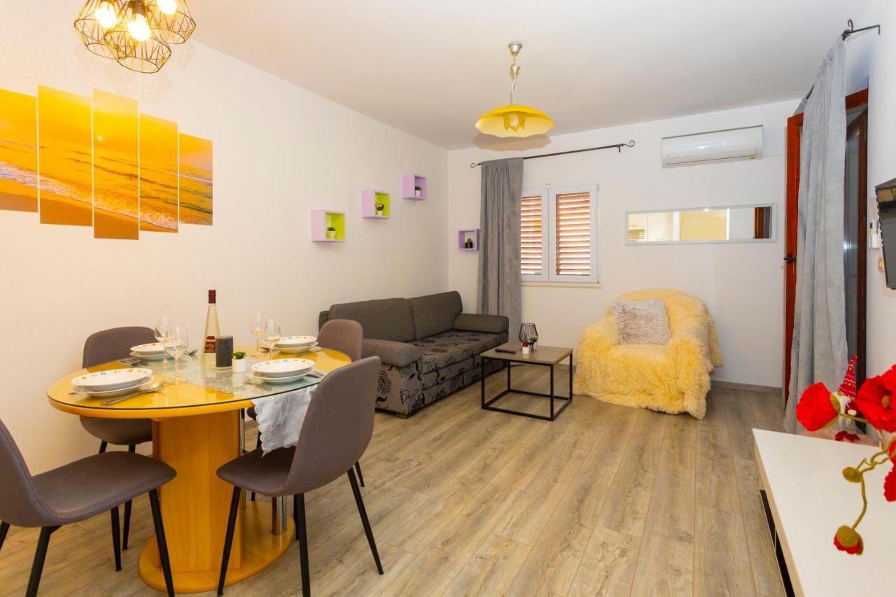 Apartman Angie Makarska Buitenkant foto